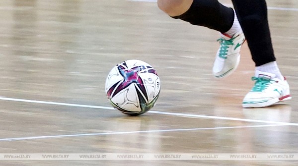 Спортсмены "Столицы" примут БЧ в первом полуфинале чемпионата Беларуси по мини-футболу