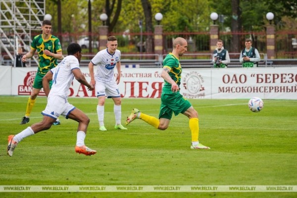 ФОТОФАКТ: "Неман" одержал победу над футболистами "Динамо Брест" со счетом 1–3