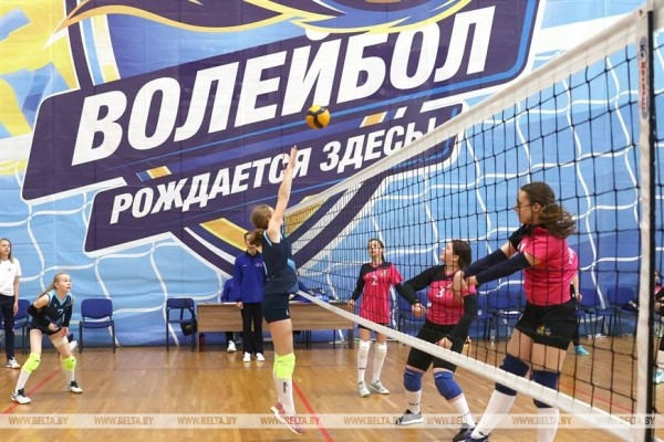 Финал соревнований "Мяч над сеткой" проходит в Минске Финал соревнований "Мяч над сеткой" проходит в Минске