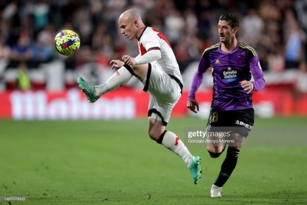 Футбол. Чемпионат Испании. "Райо Вальекано" обыграл "Вальядолид"
Футбол. Чемпионат Испании. "Райо Вальекано" обыграл "Вальядолид"