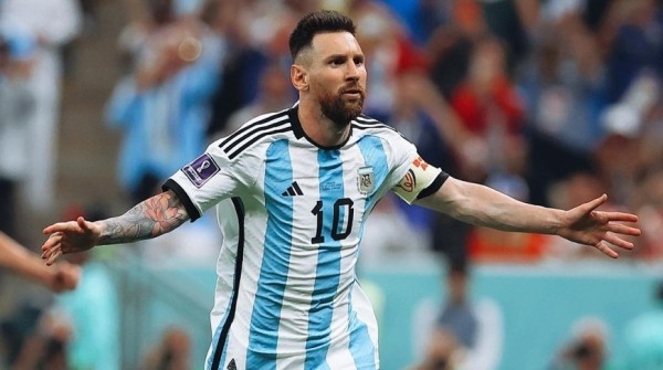 Аргентинец Лионель Месси станет игроком американского футбольного клуба "Интер Майами" Аргентинец Лионель Месси станет игроком американского футбольного клуба "Интер Майами"