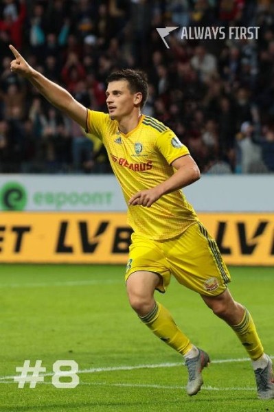 Футбол.  Станислав Драгун завершил карьеру футболиста
 