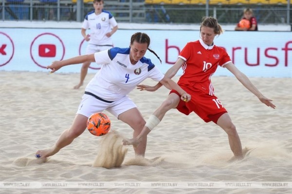 ФОТОФАКТ: Стартовал открытый Суперкубок Союзного государства по пляжному футболу