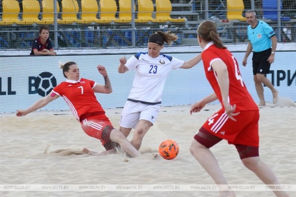ФОТОФАКТ: Стартовал открытый Суперкубок Союзного государства по пляжному футболу
