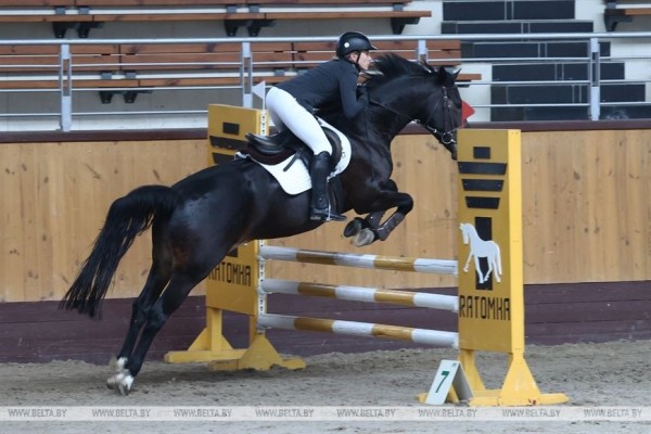 ФОТОФАКТ: Открытый чемпионат Беларуси по конкуру в Ратомке