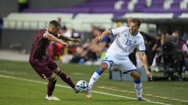 Футболисты сборной Беларуси и Косово играют вничью после первого тайма Футболисты сборной Беларуси и Косово играют вничью после первого тайма