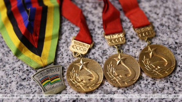 "Возьмите меня. Я - Смирнов!". История легендарной династии белорусских велоспортсменов "Возьмите меня. Я - Смирнов!". История легендарной династии белорусских велоспортсменов