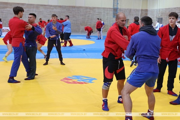 В Жлобине стартовал Кубок Беларуси по самбо, который покажет готовность к II Играм стран СНГ