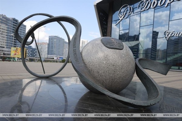 "Здесь сбываются мечты". Дворец художественной гимнастики в ожидании II Игр стран СНГ "Здесь сбываются мечты". Дворец художественной гимнастики в ожидании II Игр стран СНГ