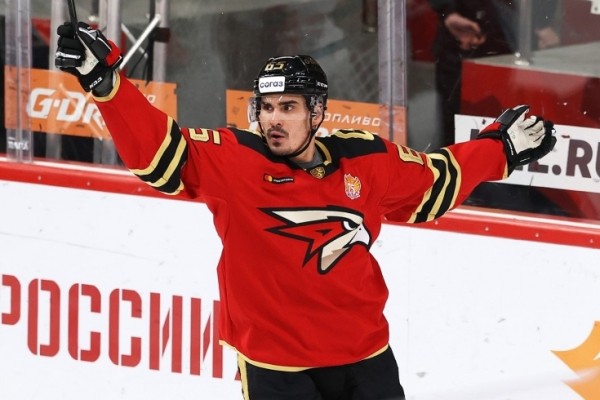 Хоккей.  КХЛ. Первый номер драфта НХЛ близок к переходу в минское "Динамо"
&nbsp;