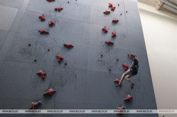 Скалодром, студия подводной съемки и киночетверги. Гендиректор о новых возможностях стадиона "Динамо" Скалодром, студия подводной съемки и киночетверги. Гендиректор о новых возможностях стадиона "Динамо"
