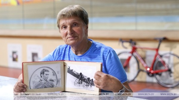 "Возьмите меня. Я - Смирнов!". История легендарной династии белорусских велоспортсменов "Возьмите меня. Я - Смирнов!". История легендарной династии белорусских велоспортсменов