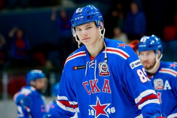 Хоккей. CКА может отдать Арсения Бринкмана в аренду минскому "Динамо"
Хоккей. CКА может отдать Арсения Бринкмана в аренду минскому "Динамо"