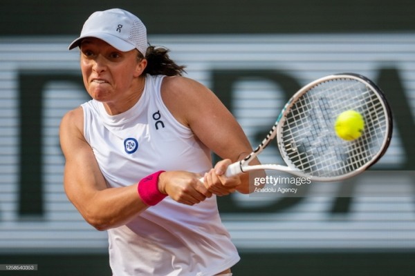 Теннис.  Ига Швентек в двух сетах обыграла Хаддад-Майю и пробилась в финал "Ролан Гаррос", сохранив звание первой ракетки мира
&nbsp;