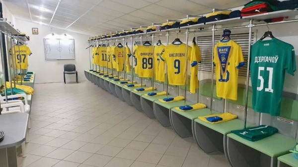 Футбол. Чемпионат Беларуси. 11-й тур. "Неман" против "Ислочи", БАТЭ сыграет со "Слуцком". Онлайн — в 16.00
Футбол. Чемпионат Беларуси. 11-й тур. "Неман" против "Ислочи", БАТЭ сыграет со "Слуцком". Онлайн — в 16.00