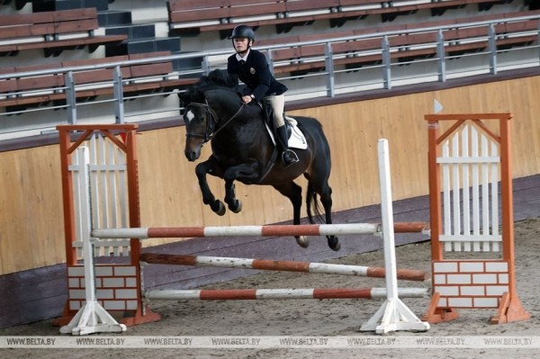 ФОТОФАКТ: Открытый чемпионат Беларуси по конкуру в Ратомке