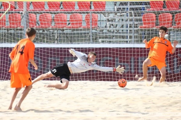 ФОТОФАКТ: Стартовал открытый Суперкубок Союзного государства по пляжному футболу