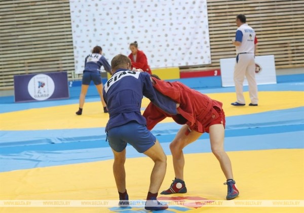 В Жлобине стартовал Кубок Беларуси по самбо, который покажет готовность к II Играм стран СНГ