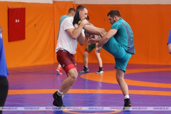 Больше агрессии и доминирования. Как наши борцы создают узнаваемый белорусский почерк на ковре