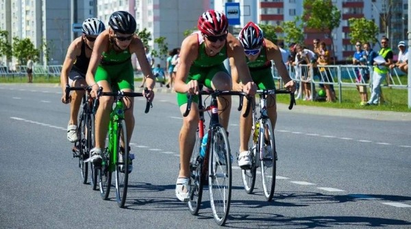 Никита Котенев и Анна Максимова стали чемпионами Беларуси по триатлону Никита Котенев и Анна Максимова стали чемпионами Беларуси по триатлону