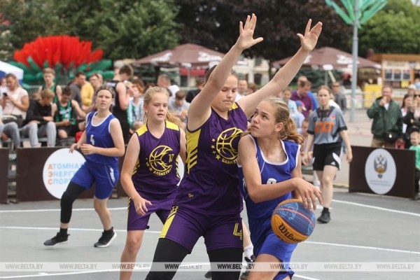 Турнир по баскетболу 3х3 собрал в Гродно любительские и команды профи из Беларуси и России