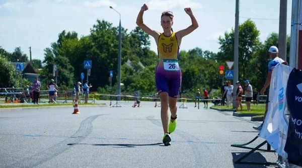 Никита Котенев и Анна Максимова стали чемпионами Беларуси по триатлону Никита Котенев и Анна Максимова стали чемпионами Беларуси по триатлону