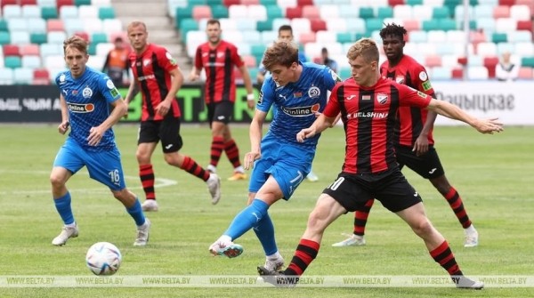 ФОТОФАКТ: Минское "Динамо" победило "Белшину" в матче 14-го тура чемпионата Беларуси