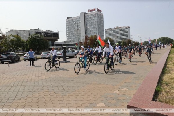 II Игры стран СНГ стартуют через 30 дней. Кнопку отсчета времени нажали у столичного Дворца спорта