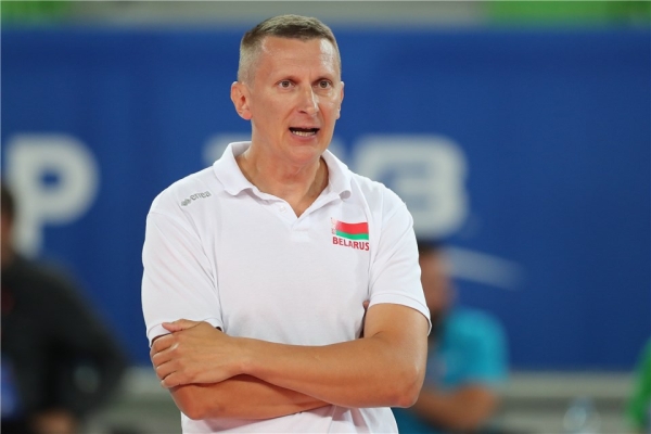 Разное. Виктор Бекша: хотелось бы, чтобы "Шахтер" сыграл в чемпионате России. Росту белорусского волейбола это содействовало бы
Разное. Виктор Бекша: хотелось бы, чтобы "Шахтер" сыграл в чемпионате России. Росту белорусского волейбола это содействовало бы