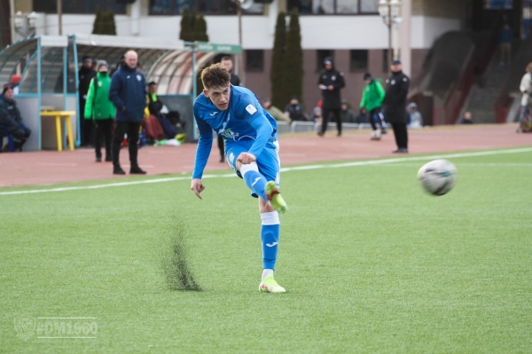 АБФФ затыкает «Днепром» дырку в «вышке». Клуб туда и хотел – но не похоже, что готов: отпустил лидеров, расстался с тренером с позицией, разгромлен в Кубке АБФФ затыкает «Днепром» дырку в «вышке». Клуб туда и хотел – но не похоже, что готов: отпустил лидеров, расстался с тренером с позицией, разгромлен в Кубке