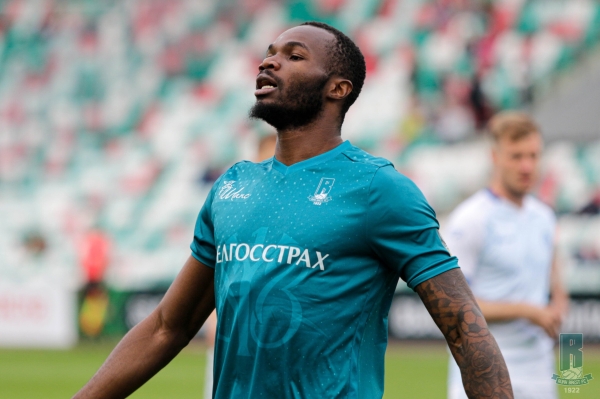 В «Рухе» Зайцева намечается что-то интересное: опытные игроки активно уходят, заменить их могут теми, кого обкатали в других клубах В «Рухе» Зайцева намечается что-то интересное: опытные игроки активно уходят, заменить их могут теми, кого обкатали в других клубах