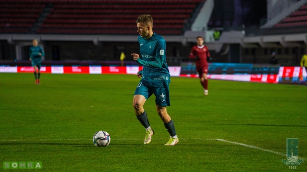 В «Рухе» Зайцева намечается что-то интересное: опытные игроки активно уходят, заменить их могут теми, кого обкатали в других клубах В «Рухе» Зайцева намечается что-то интересное: опытные игроки активно уходят, заменить их могут теми, кого обкатали в других клубах