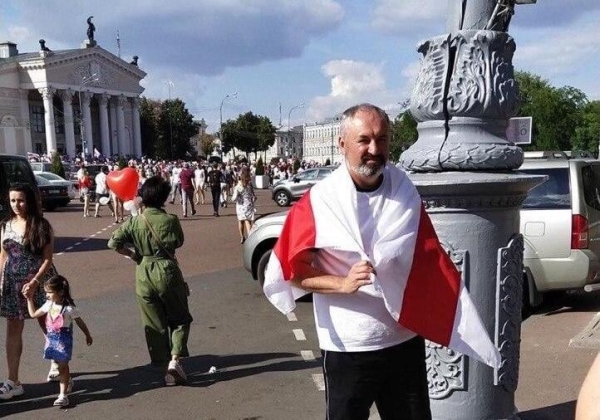 АБФФ затыкает «Днепром» дырку в «вышке». Клуб туда и хотел – но не похоже, что готов: отпустил лидеров, расстался с тренером с позицией, разгромлен в Кубке АБФФ затыкает «Днепром» дырку в «вышке». Клуб туда и хотел – но не похоже, что готов: отпустил лидеров, расстался с тренером с позицией, разгромлен в Кубке