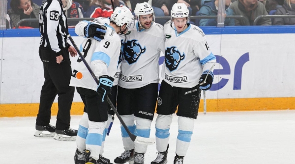 Хоккеисты минского "Динамо" в Санкт-Петербурге сыграют против лучшей команды КХЛ Хоккеисты минского "Динамо" в Санкт-Петербурге сыграют против лучшей команды КХЛ