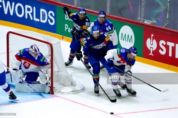 Хоккей. ЧМ-2022. Сборная Чехии переиграла команду Норвегии, словаки взяли верх над итальянцами
Хоккей. ЧМ-2022. Сборная Чехии переиграла команду Норвегии, словаки взяли верх над итальянцами