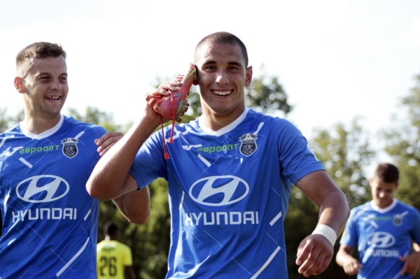 В сезоне-2022 сразу три клуба чемпионата Беларуси сделают ставку на развитие молодежи. У них есть интересные активы, главная цель – заработать В сезоне-2022 сразу три клуба чемпионата Беларуси сделают ставку на развитие молодежи. У них есть интересные активы, главная цель – заработать