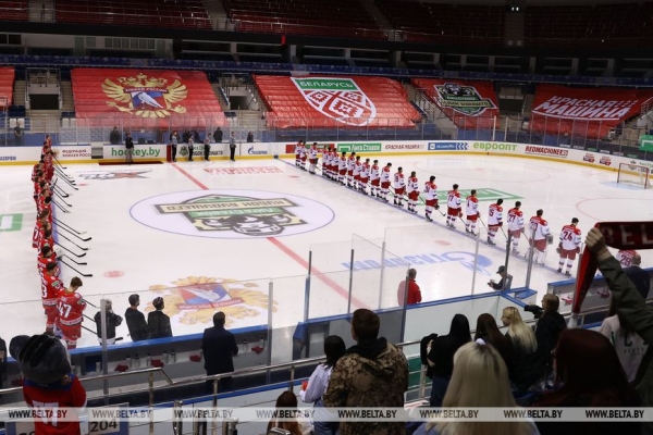 Команда "Беларусь 21" уступила молодежной сборной России на хоккейном Кубке Будущего Команда "Беларусь 21" уступила молодежной сборной России на хоккейном Кубке Будущего