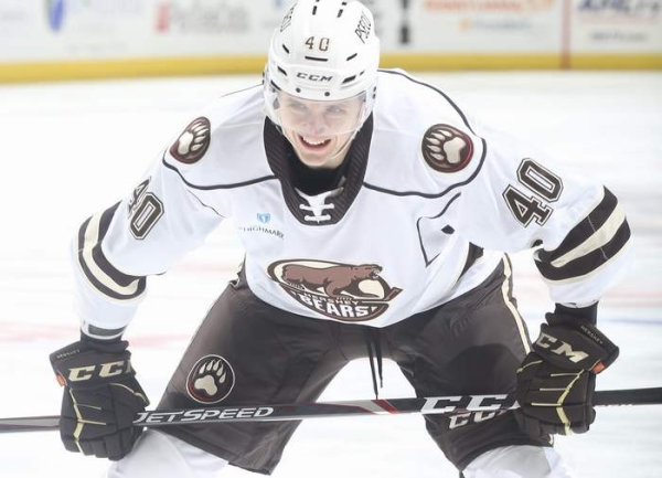 Хоккей. АХЛ. Алексей Протас забросил и сделал "ассист" в третьем матче полуфинальной серии Кубка Колдера
Хоккей. АХЛ. Алексей Протас забросил и сделал "ассист" в третьем матче полуфинальной серии Кубка Колдера