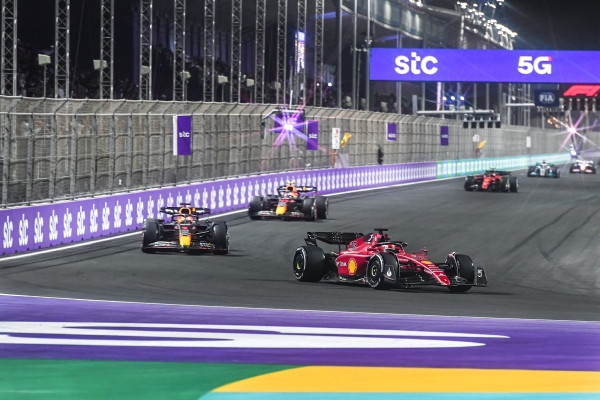 Тэрарыстычная пагроза, жудасная аварыя Шумахера і другі раунд дуэлі Леклера і Ферстапена на Гран Пры Саудаўскай Аравіі Тэрарыстычная пагроза, жудасная аварыя Шумахера і другі раунд дуэлі Леклера і Ферстапена на Гран Пры Саудаўскай Аравіі