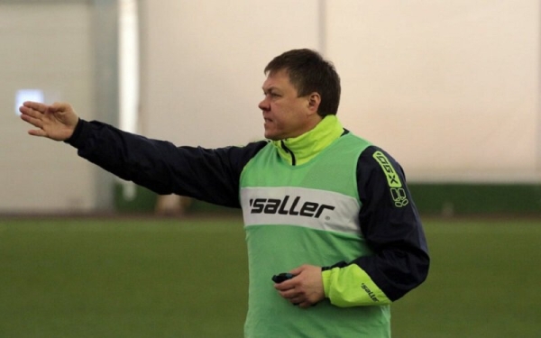 Закончили сезон без долгов (максимум платили 2,5к долларов), хотели сохранить Биончика и лидеров, но пока очень много потерь. Чем сейчас живет фееричный «Гомель» Закончили сезон без долгов (максимум платили 2,5к долларов), хотели сохранить Биончика и лидеров, но пока очень много потерь. Чем сейчас живет фееричный «Гомель»