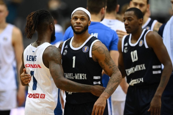 Баскетбол. В четверг, 3 марта, принято решение о том, что иностранные игроки "Цмокi-Мiнск" отправятся на родину
Баскетбол. В четверг, 3 марта, принято решение о том, что иностранные игроки "Цмокi-Мiнск" отправятся на родину