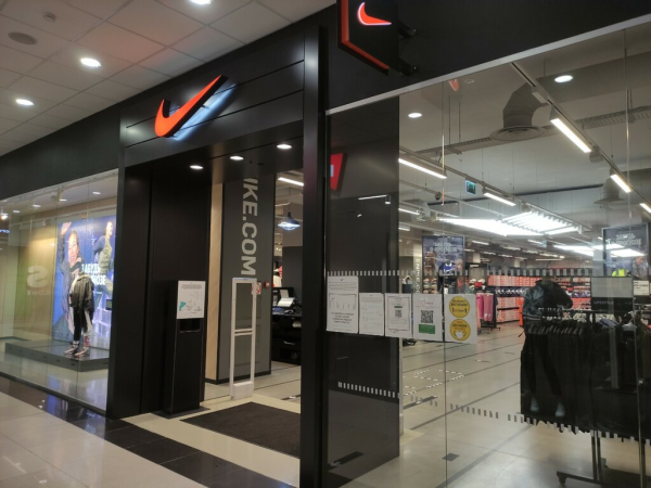 Как спортивные бренды отреагировали на военное вторжение России в Украину Как спортивные бренды отреагировали на военное вторжение России в Украину