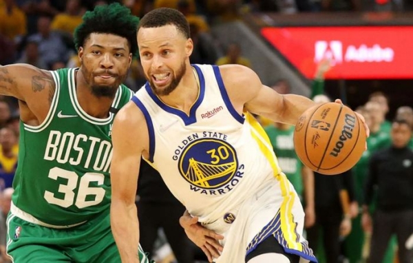 Баскетбол. НБА. "Голден Стэйт" сравнял счет в финальной серии с "Бостоном"
Баскетбол. НБА. "Голден Стэйт" сравнял счет в финальной серии с "Бостоном"