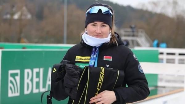 Биатлон.  Динара Алимбекова: Резцова смеялась над моим четвертым местом. Это нормально, уже у меня самой вызывает смех
 