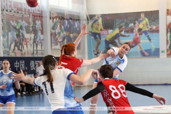ФОТОФАКТ: В Минске стартовал международный турнир по гандболу ФОТОФАКТ: В Минске стартовал международный турнир по гандболу